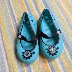 ⭐ Blue Mary Jane Crocs size 8 Toddler